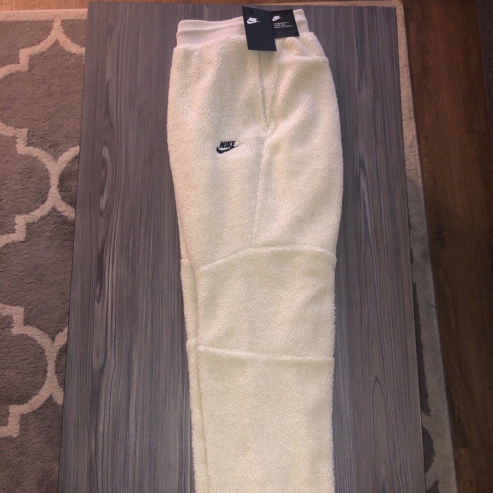 Nike Men’s Sherpa Joggers